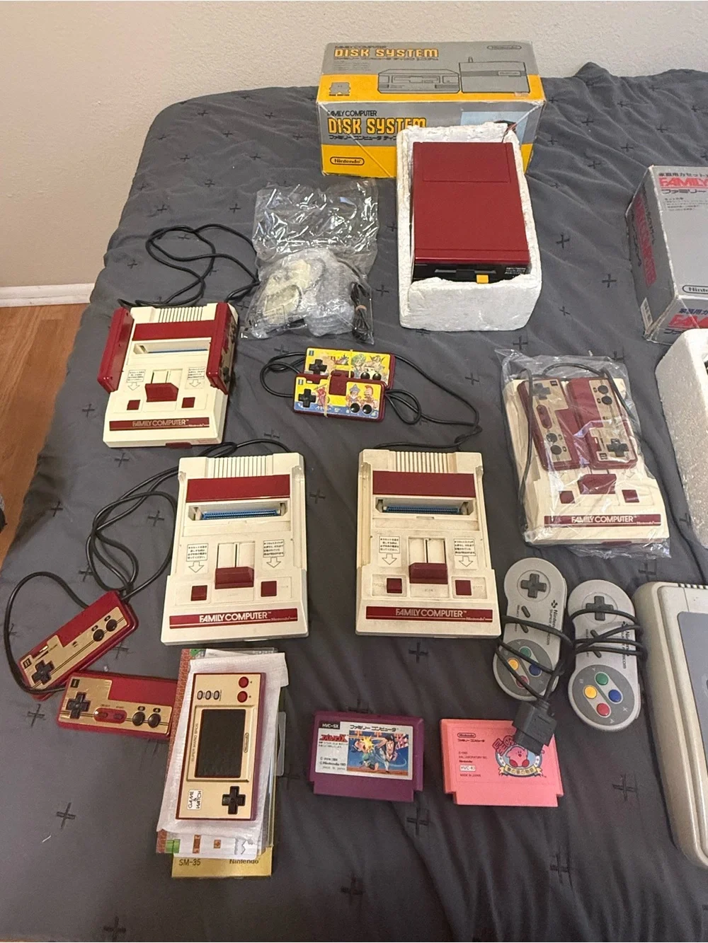 Japanese Retro Tech Lot